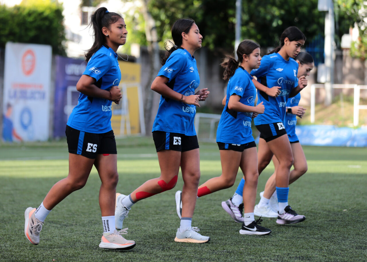 Selección Femenina Sub-17 de El Salvador: 21 convocadas para viajar a Curazao