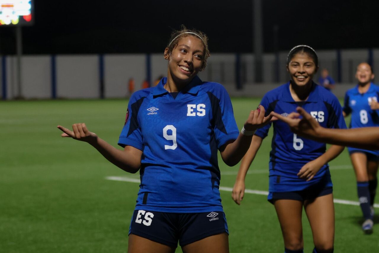 Sub-17 Femenina de El Salvador inicia el Clasificatorio CONCACAF con victoria ante Barbados