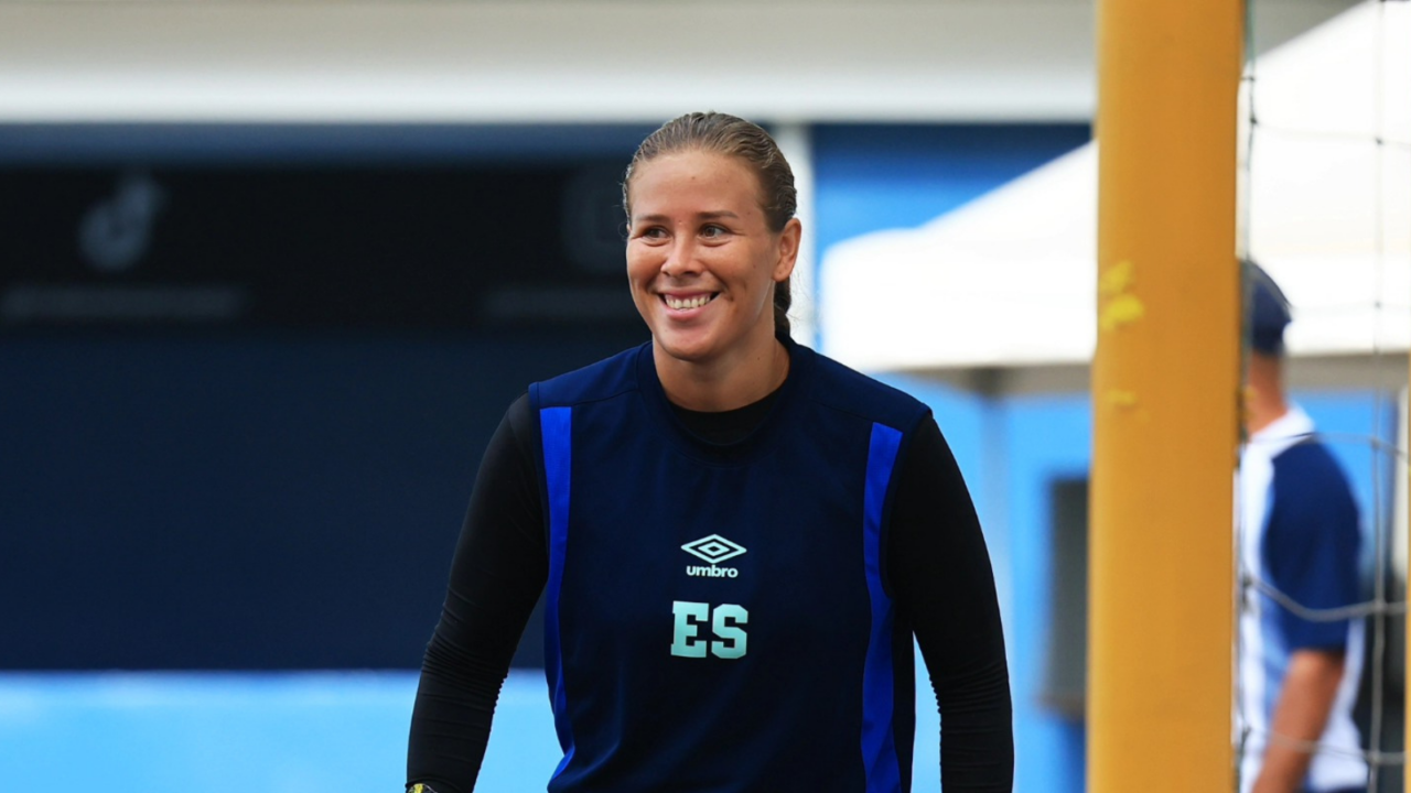 Selección femenina de fútbol playa presenta convocatoria para El Salvador Beach Soccer Cup 2026