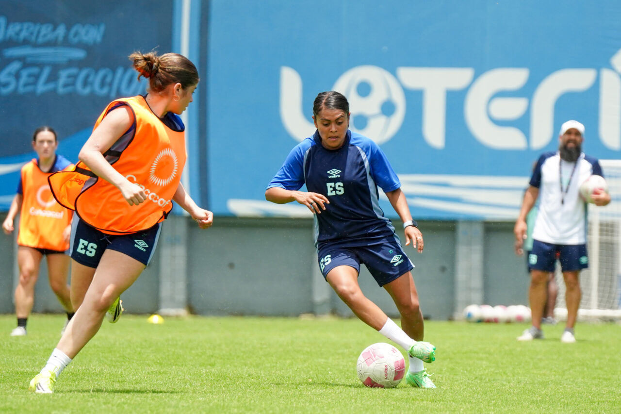La Selección Femenina Mayor trabaja para pelear por el triunfo ante Trinidad y Tobago