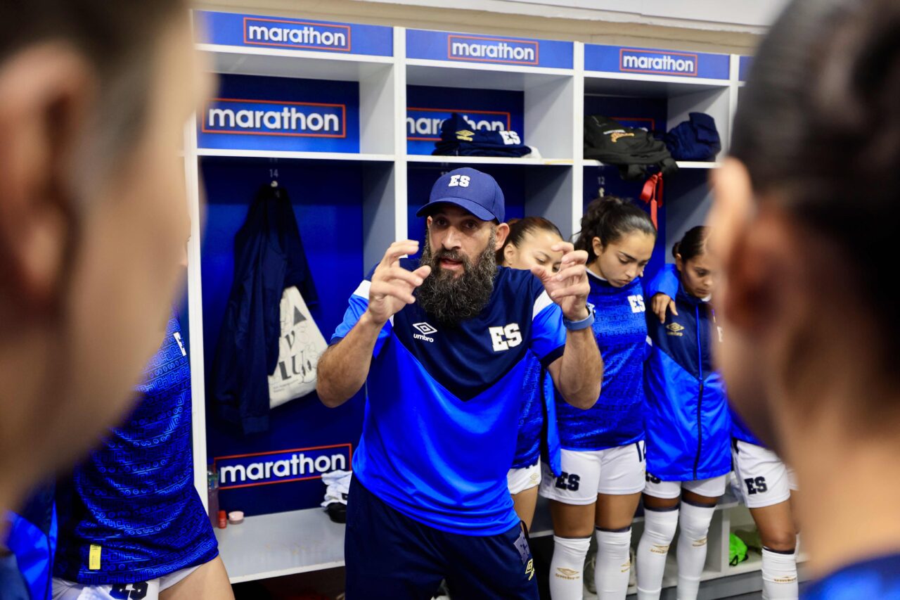 Eric Acuña, a un paso de cumplir 100 juegos con la Selecta