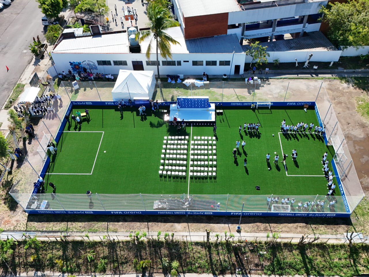 FIFA y FESFUT inauguran primera cancha del proyecto FIFA Arena en El Salvador