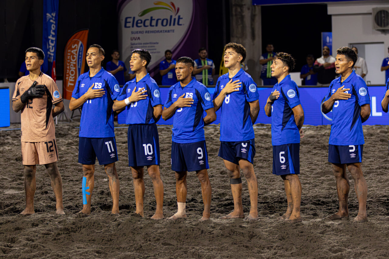 La Selecta Playera Masculina hizo fiesta al ganarle a Colombia