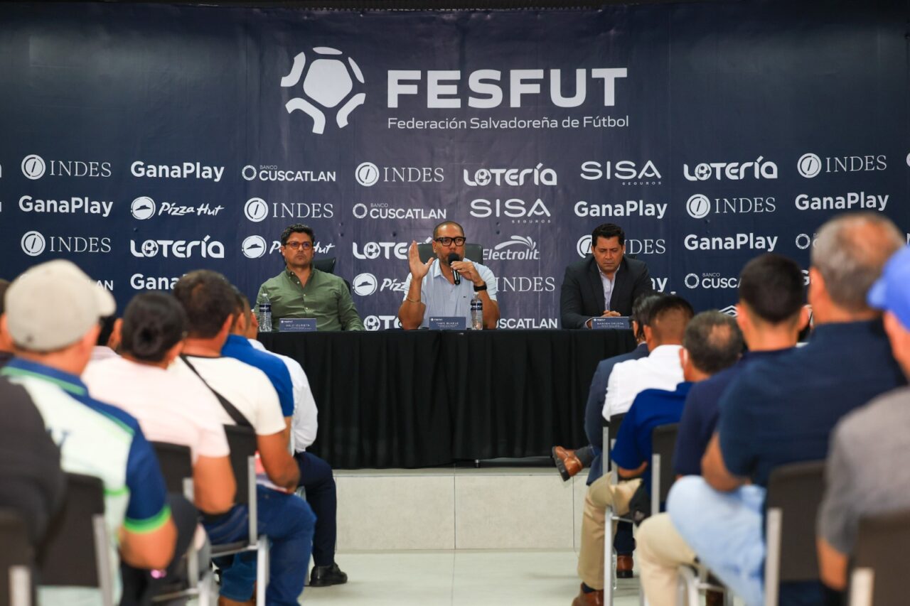 FESFUT presenta propuesta de nueva estructura del fútbol profesional a Segunda y Tercera División
