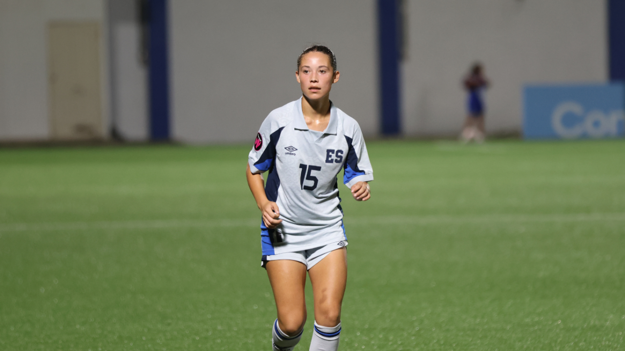Jacqueline Quintanilla da el salto a la División I de Estados Unidos y continúa creciendo en su carrera deportiva